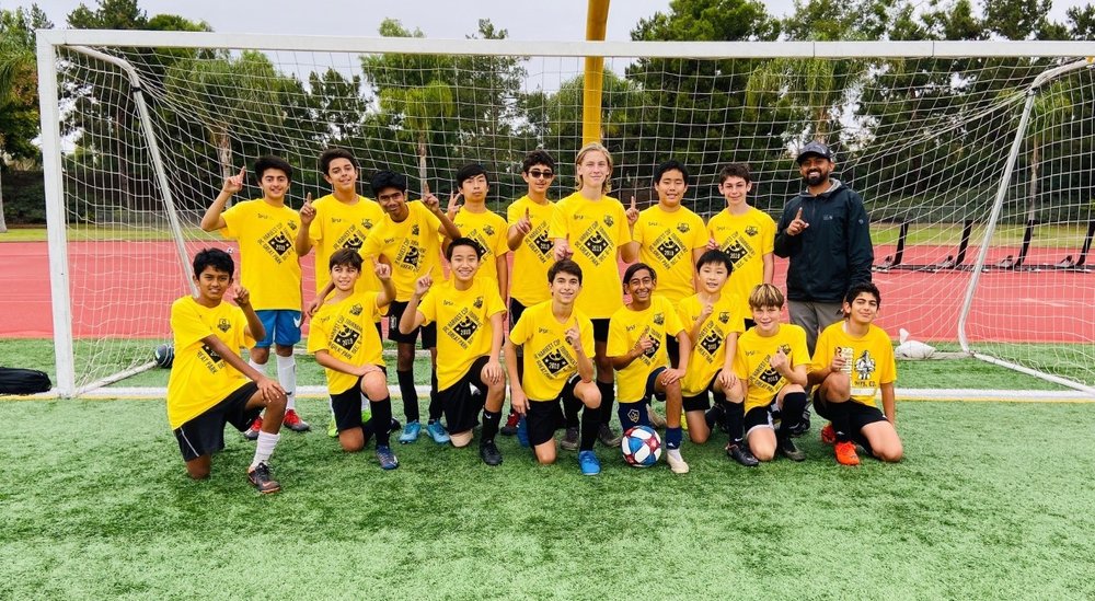 PICTURE OF BOYS SOCCER TEAM